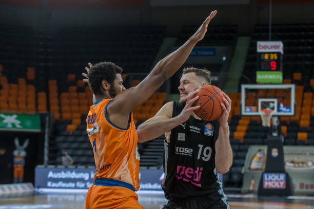 些问题进行 些问题进行